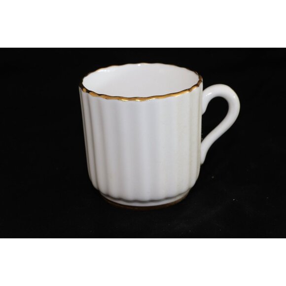Spode Midas Bone China England 2" Demitasse Coffee Tea Cup Y8157 Gold Rib - Picture 1 of 2